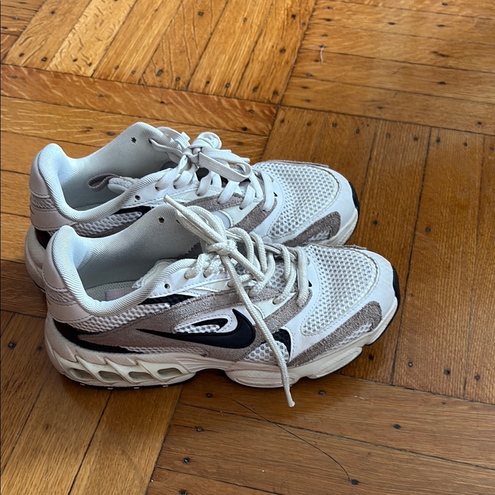 Nike White and Black Athletic Sneakers